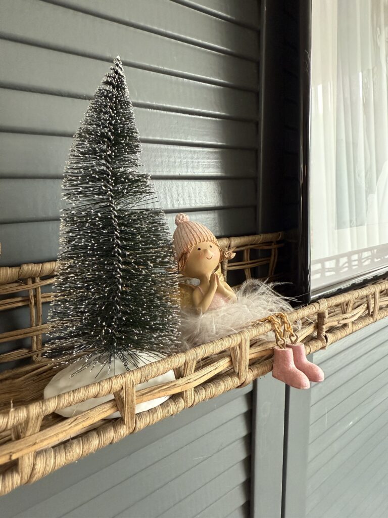 Engel plus kerstboom