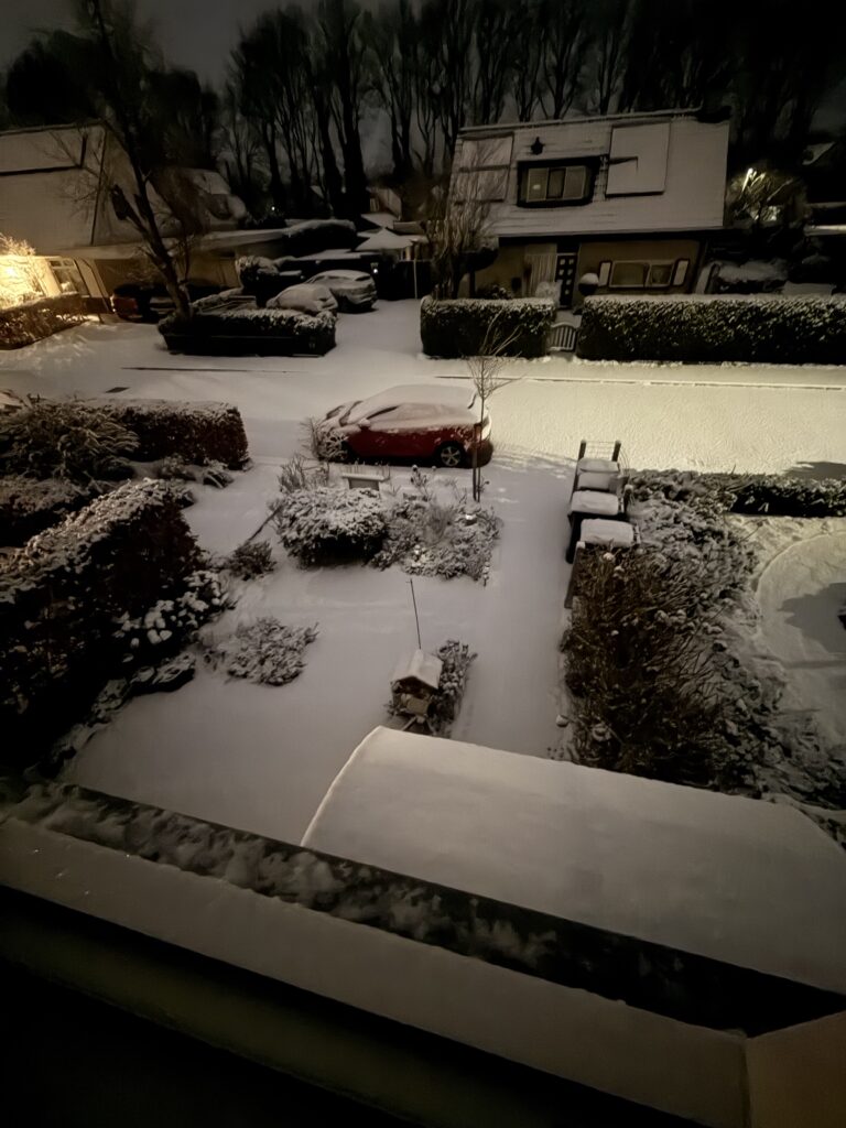 Sneeuw in de straat